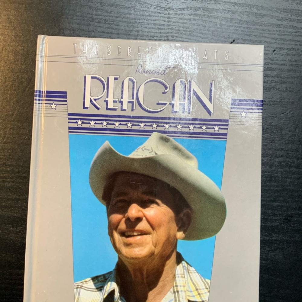 Hollywood Icon Biographies Collection - Picture 4 of 11